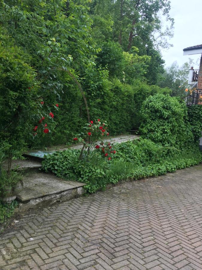 Rossella Villarella Dei Tulipani Bed and breakfast Asti